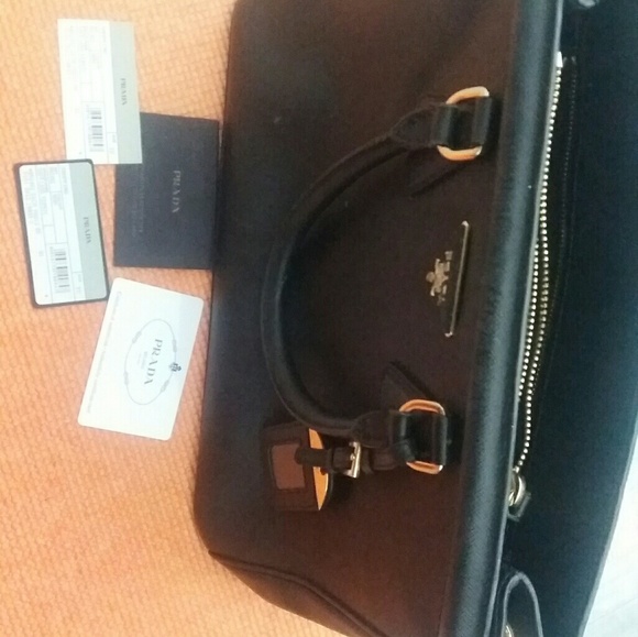 Prada Saffiano Lux Tote BN 2402 - Picture 8 of 10